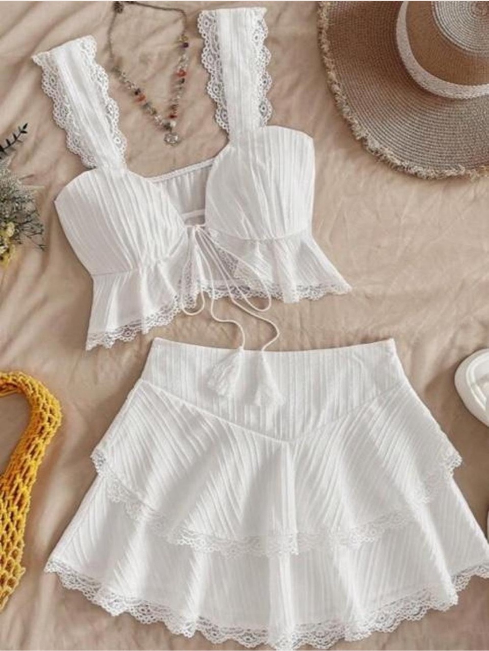 *NWT* SHEIN - Soleia 2 pcs Set - White Lace-Trim Bandeau Crop Top & Skirt Set